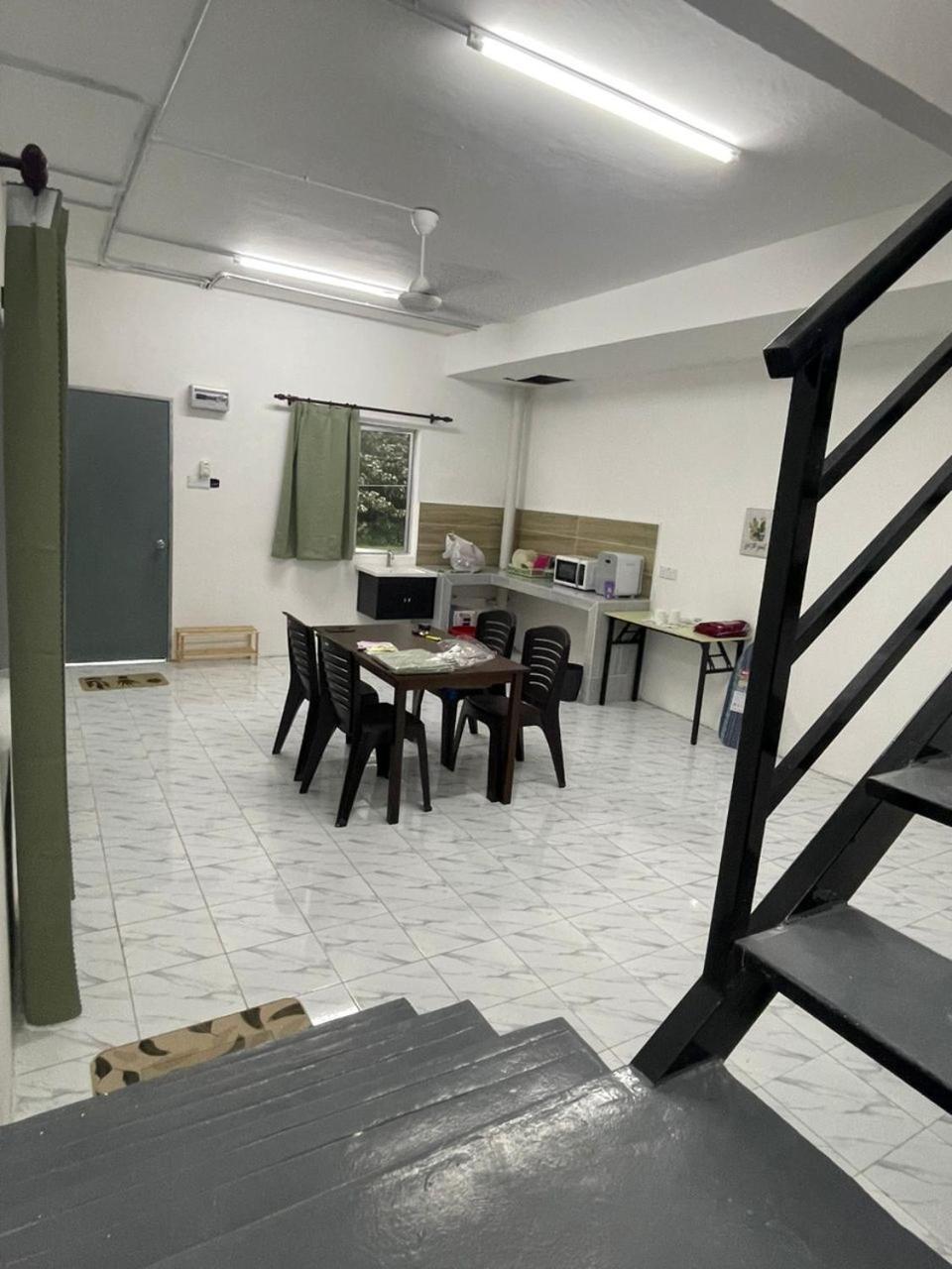 Inderapura Villa Free Parking شاه علام المظهر الخارجي الصورة