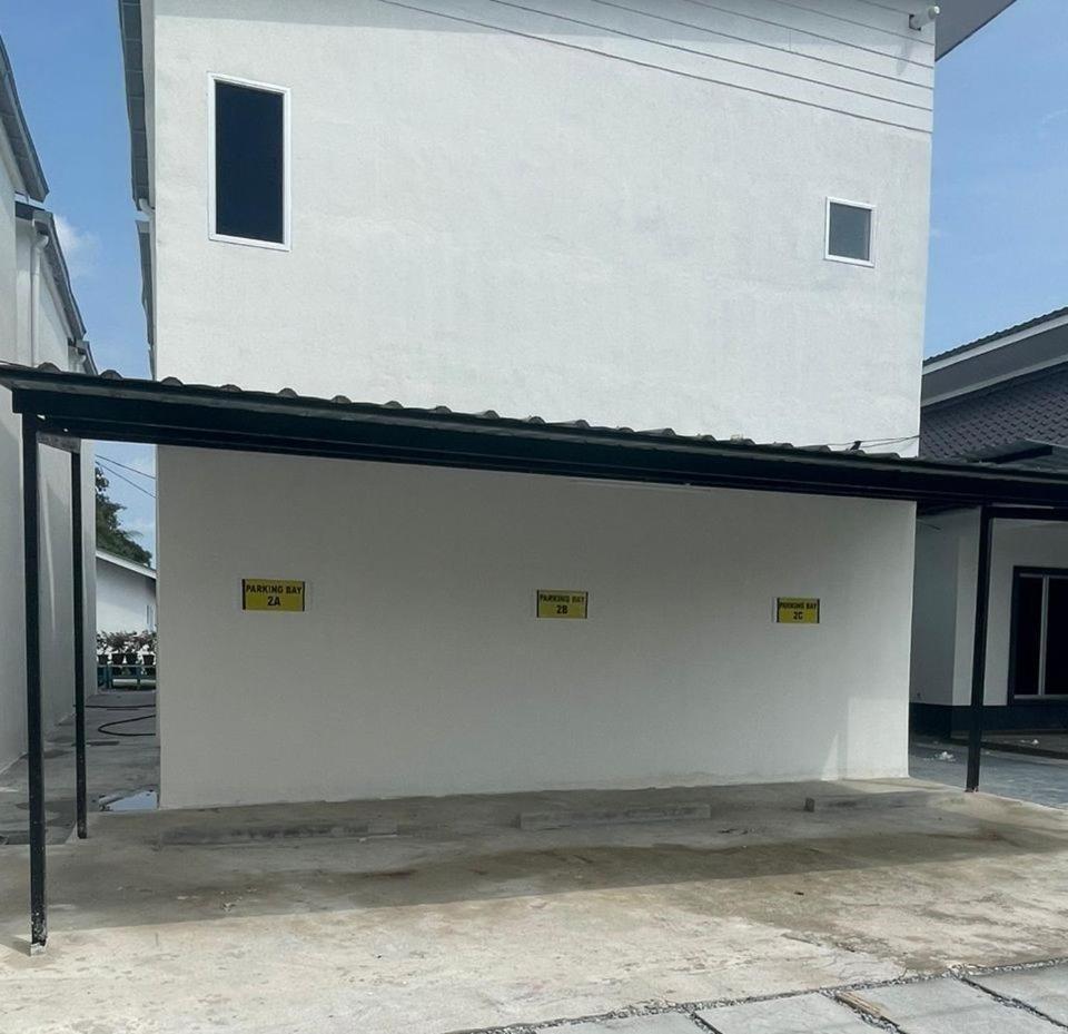 Inderapura Villa Free Parking شاه علام المظهر الخارجي الصورة